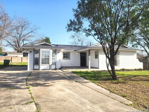 6143 Topcroft Dr, San Antonio, TX, 78238-5155 | Card Image