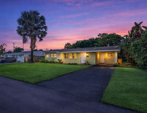 340 Se 4th St, Deerfield Beach, FL, 33441-4742 | Card Image