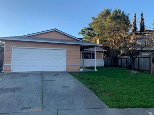 1723 Gershwin Circle, Fairfield, CA, 94533 | Card Image