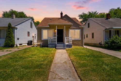 6816 Evergreen Ave, Detroit, MI, 48228-4929 | Card Image