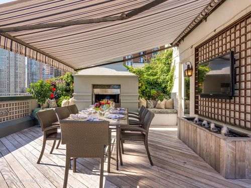 apt-1101-55 Delaware Pl, Chicago, IL, 60610-6076 | Card Image