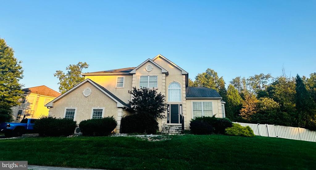Dale Rd, Huntingdon Valley, PA 19006