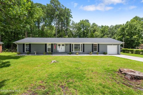 212 Stratford Rd, Havelock, NC, 28532-9581 | Card Image