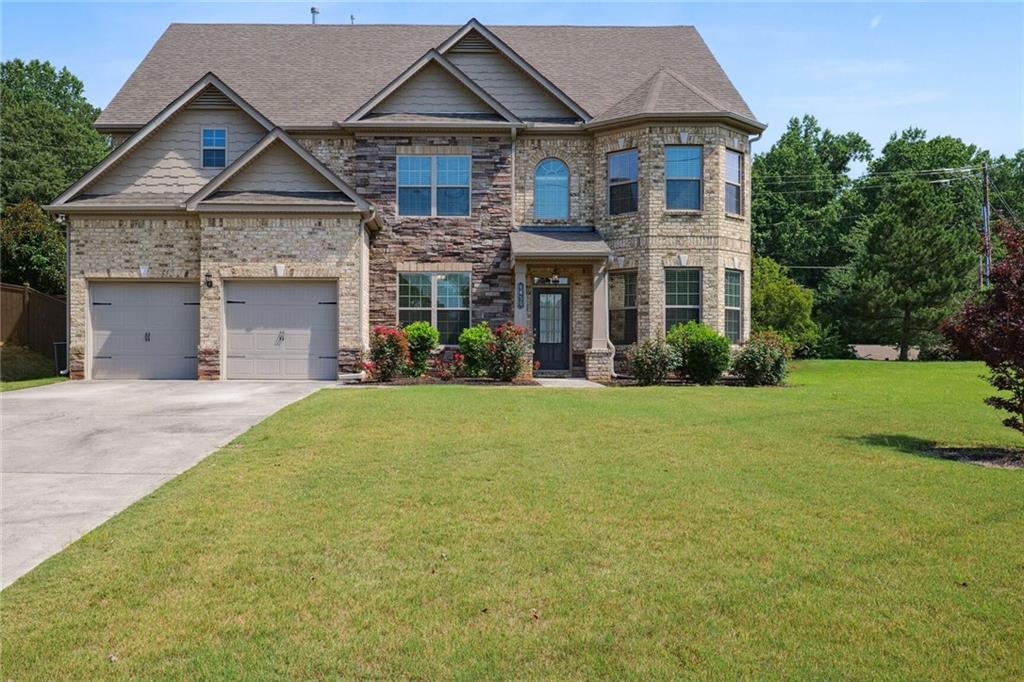 Mossbrook Cir, Alpharetta, GA 30004