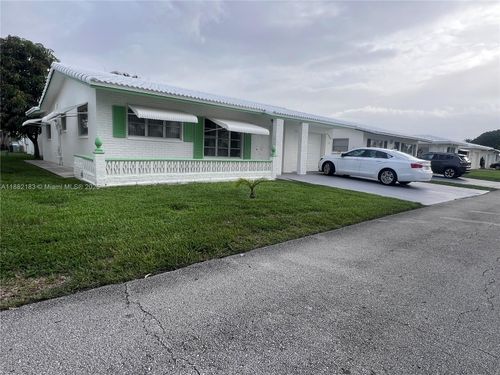 6806 Nw 75th Dr, Tamarac, FL, 33321-5261 | Card Image
