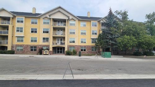7-2212 34 Avenue Sw, Calgary, AB, T2T2C6 | Card Image