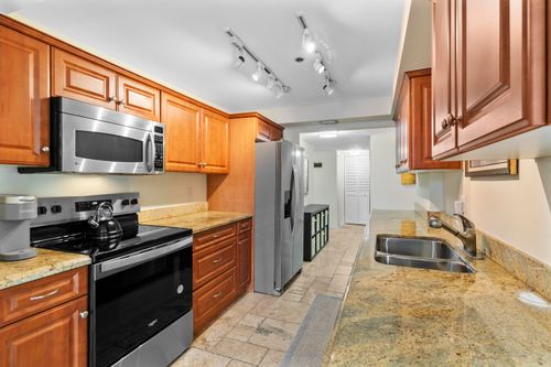 apt-201-899 Jeffery St, Boca Raton, FL, 33487-4130 | Card Image