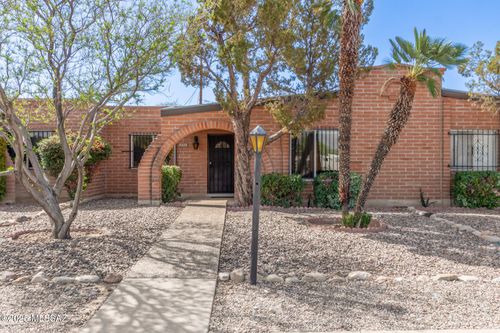 4386 E Fort Lowell Rd, Tucson, AZ, 85712-1145 | Card Image
