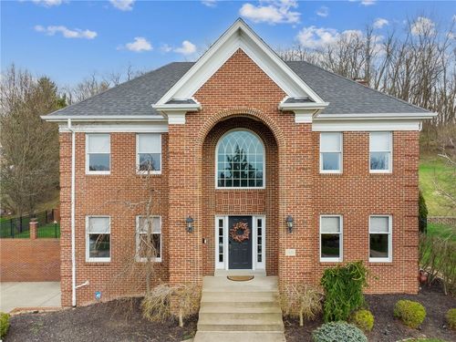 308 Washington Woods Dr, Washington, PA, 15301-9585 | Card Image
