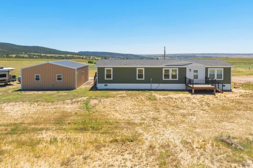 28236 Old Highway 18, Edgemont, SD, 57735-7642 | Card Image
