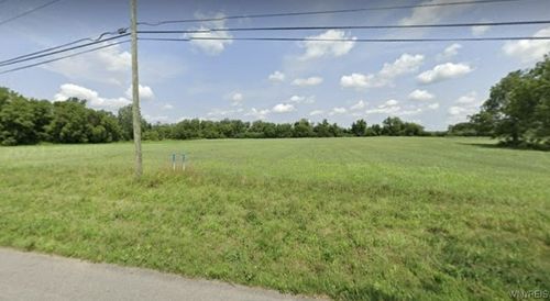 10880 Miland Road, Clarence, NY, 14032 | Card Image