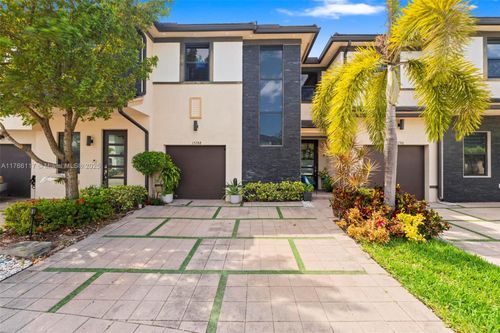 1-15788 Nw 91st Ct, Miami Lakes, FL, 33018-6360 | Card Image