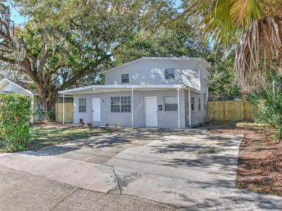 3514 Sarah Street, House other with 5 bedrooms, 3 bathrooms and null parking in Tampa FL | Image 1