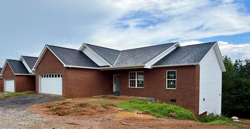 1027 Patriots Lndg, Dandridge, TN, 37725-4572 | Card Image