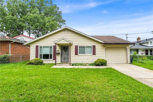 1080 E 167th St, Cleveland, OH, 44110-1523 | Card Image