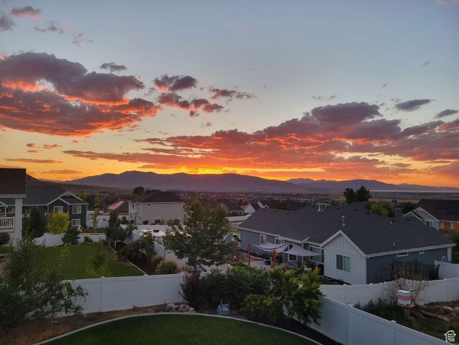 40 - 203 E Deer Run Loop, House other with 5 bedrooms, 4 bathrooms and 6 parking in Payson UT | Image 34
