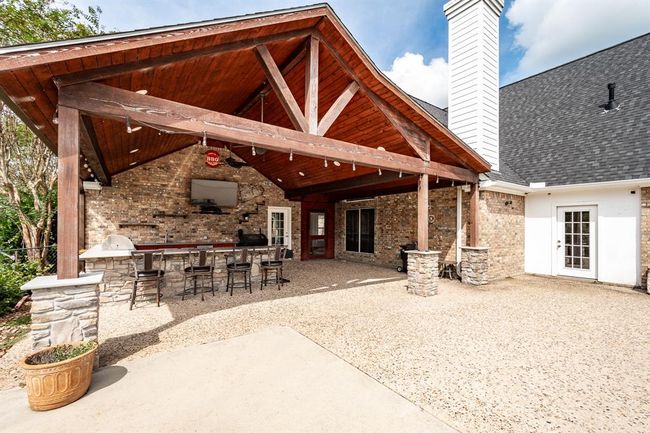402 Cs Harmon Rd, Home with 4 bedrooms, 4 bathrooms and 2 parking in Hankamer TX | Image 31