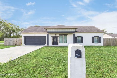 326 Compress Rd, Opelousas, LA, 70570-1579 | Card Image