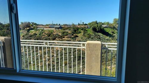 2850 Morningside St, San Diego, CA, 92139-1651 | Card Image