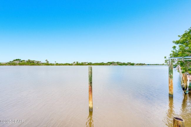 DEEP WATER ACCESS TO RIVER | Image 50