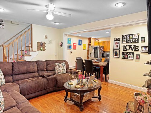 41 School St, Cortlandt Manor, NY, 10567-1003 | Card Image