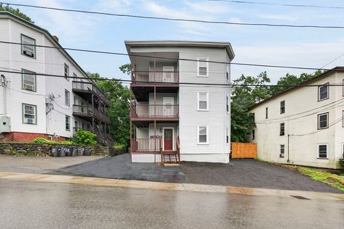 77 Oak St, Gardner, MA, 01440-3957 | Card Image
