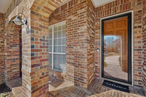 5608 Hidden Pine Ln, Mckinney, TX, 75070-6972 | Card Image