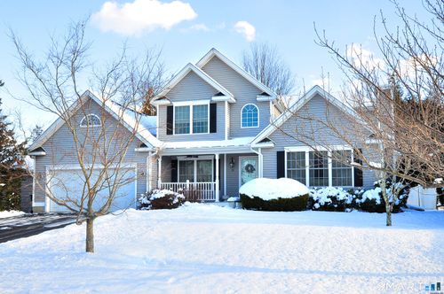 35 Wettleson Ave, West Hartford, CT, 06107-2656 | Card Image