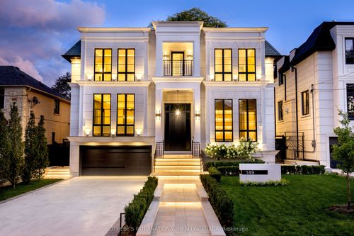 149 Highland Cres, North York, ON, M2L1H2 | Card Image