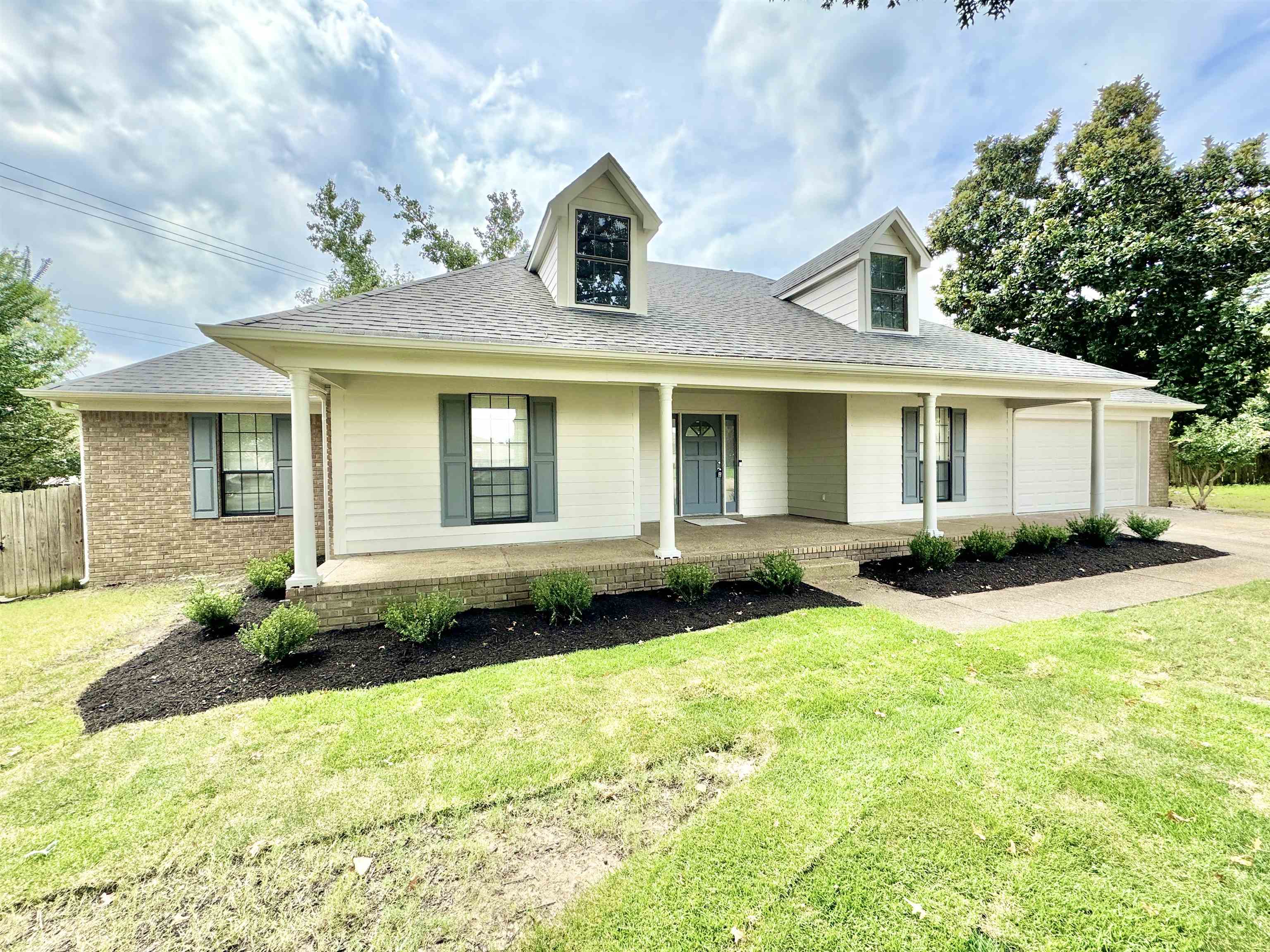 Grassy Point Cv, Bartlett, TN 38135