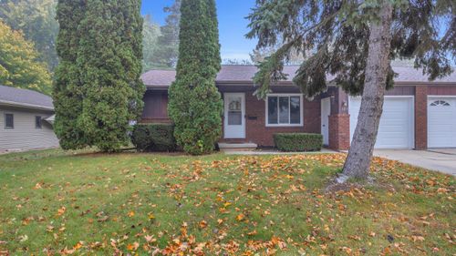 320 Illinois Ave, North Fond Du Lac, WI, 54937 | Card Image