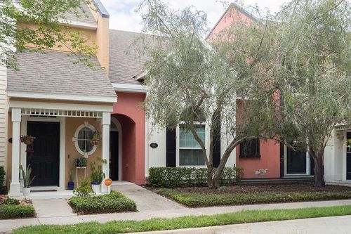 808 Carlyle Ln, DELAND, FL, 32724-7742 | Card Image