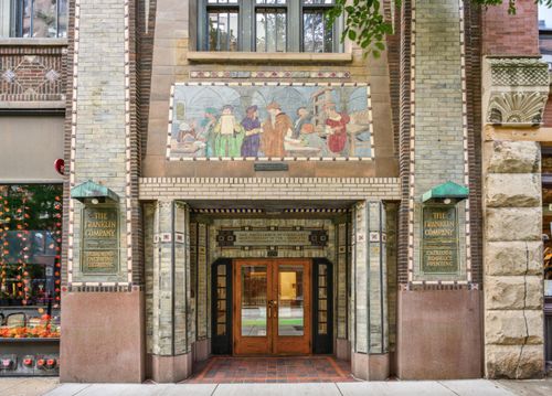 301-720 S Dearborn St, Chicago, IL, 60605-3830 | Card Image