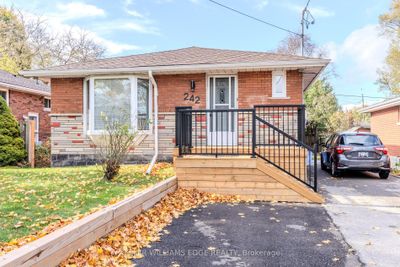 242 W 18 Th St, House other with 2 bedrooms, 2 bathrooms and 2 parking in Hamilton ON | Image 2