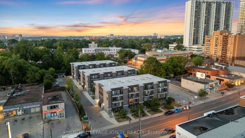 2-2063 Weston Rd, York, ON, M9N1X7 | Card Image