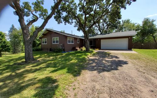 18718 Driftwood Rd, Clearwater, MN, 55320-1617 | Card Image