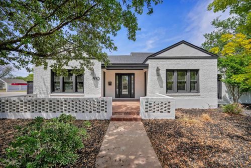 910 W Louisiana Ave, Midland, TX, 79701-6130 | Card Image