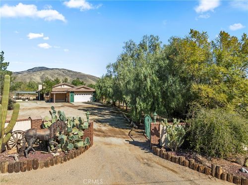35728 Beauty Vista Ln, Santa Clarita, CA, 91390 | Card Image