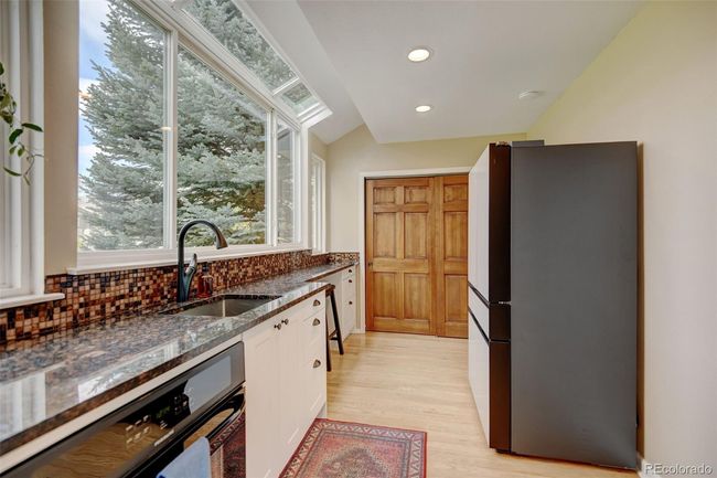 879 E 133 Rd Ave, House other with 3 bedrooms, 2 bathrooms and 4 parking in Thornton CO | Image 15
