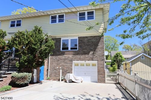 r-210 Walnut St, Garwood, NJ, 07027-1033 | Card Image