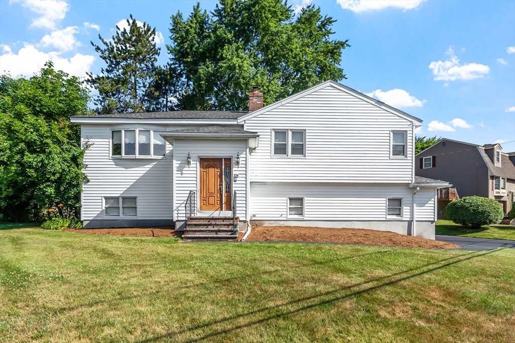 Kingston Rd, Tewksbury, MA 01876