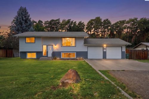 4112 S Auburn St, Kennewick, WA, 99337-5148 | Card Image