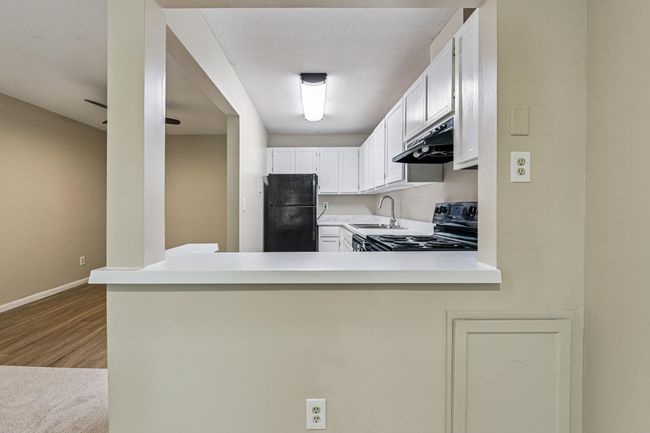 5_07_interior.jpg | Image 5