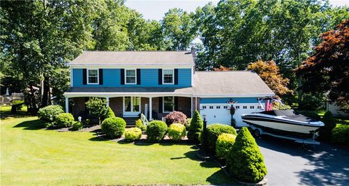8 Winterberry Dr, Coventry, RI, 02816-6500 | Card Image