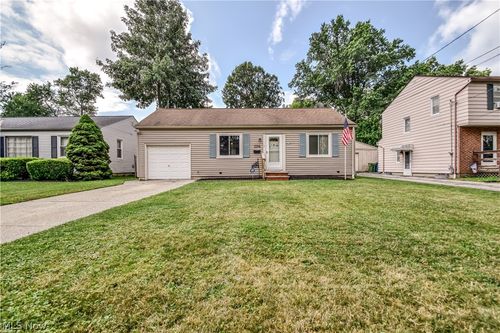 1256 E 331st St, Eastlake, OH, 44095-2808 | Card Image