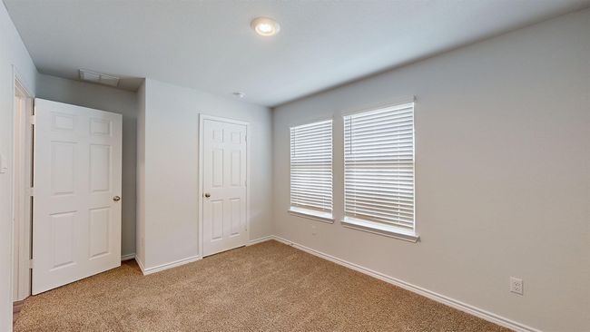 212 Creekfall Rd, House other with 4 bedrooms, 2 bathrooms and 2 parking in Burnet TX | Image 18