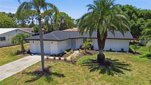 386 Cabana Rd, Venice, FL, 34293-5803 | Card Image
