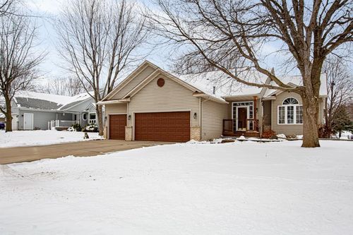 1221 Cuylle Bay, Faribault, MN, 55021 | Card Image