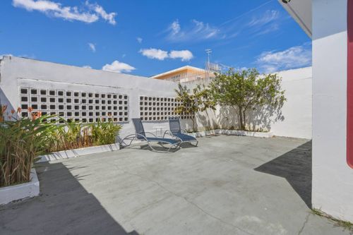 9 Cosmos, Carolina, PR, 00979 | Card Image