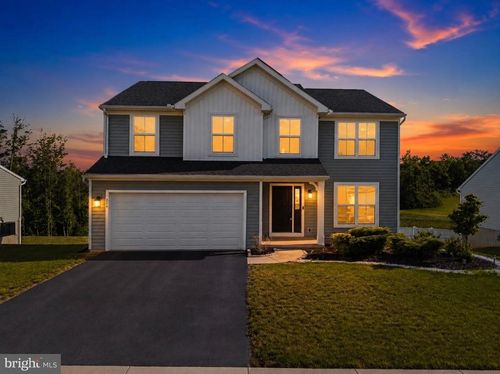 384 Old Ivy Dr, BELLEFONTE, PA, 16823-8003 | Card Image
